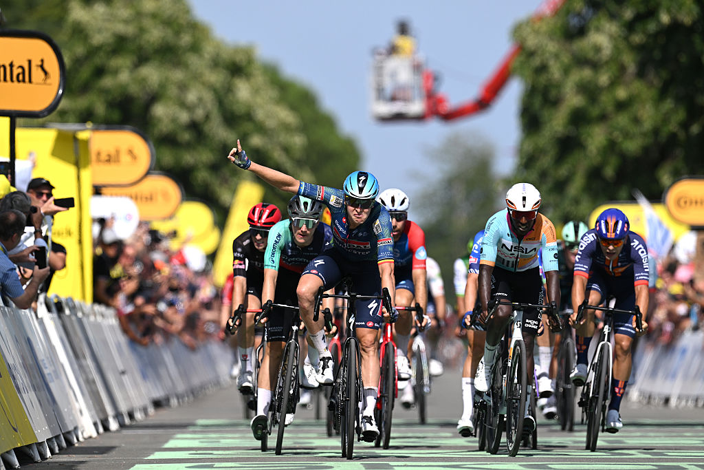 Tim Merlier - Tim Merlier wins stage 8 of the Tour de France 2026