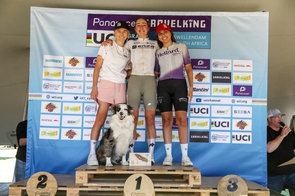 Lisa Bone wins Around The Pot UCI Gravel World Series