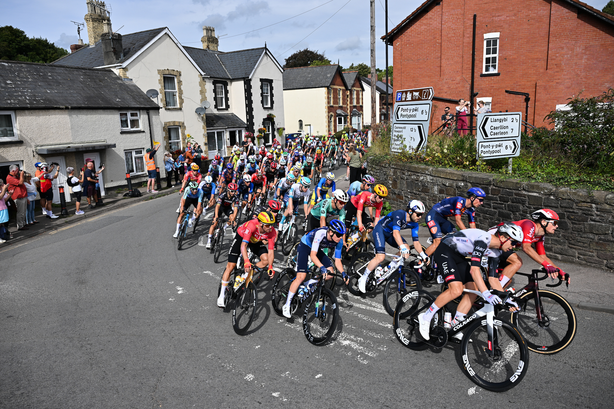 Tour of Britain Men - Tour of Britain men's peloton, stage five, 2025